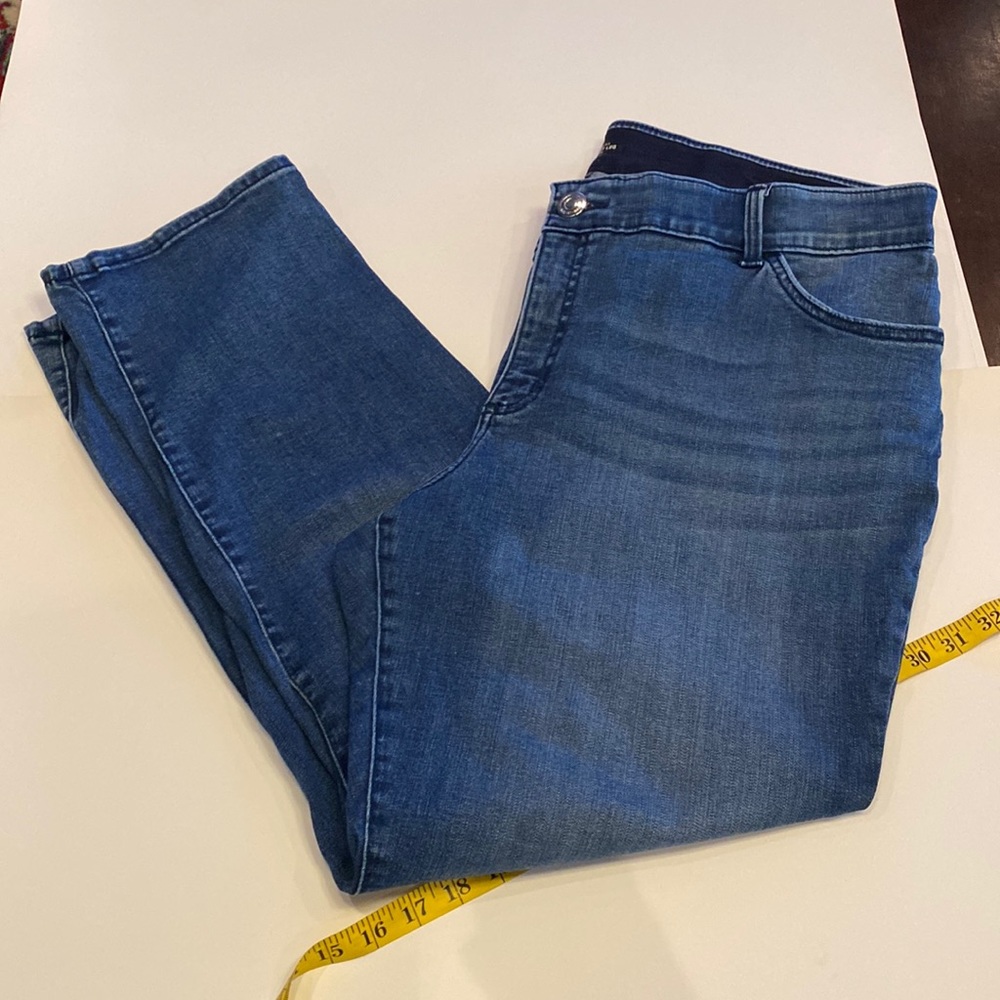 Classic Blue Women’s Jeans - Comfortable Everyday Stretch